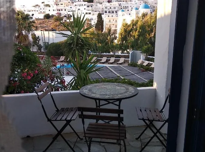 Mediterraneo إيوس خورا