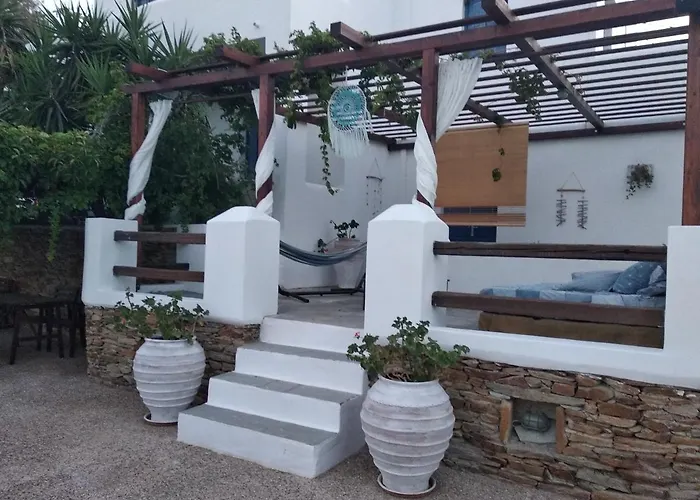 Mediterraneo إيوس خورا